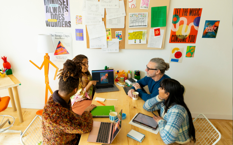 Graphic Designer (Entry-Level) | $20–$25/hr | Apply Now USA